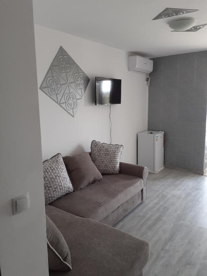 Luxury Beta Apartment มันกาเลีย ภายนอก รูปภาพ