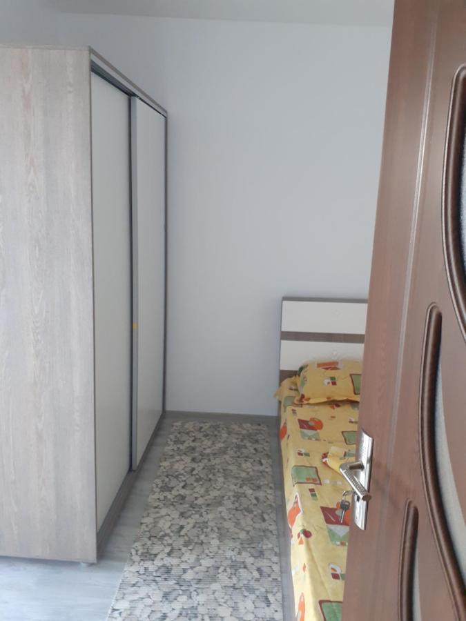 Luxury Beta Apartment มันกาเลีย ภายนอก รูปภาพ