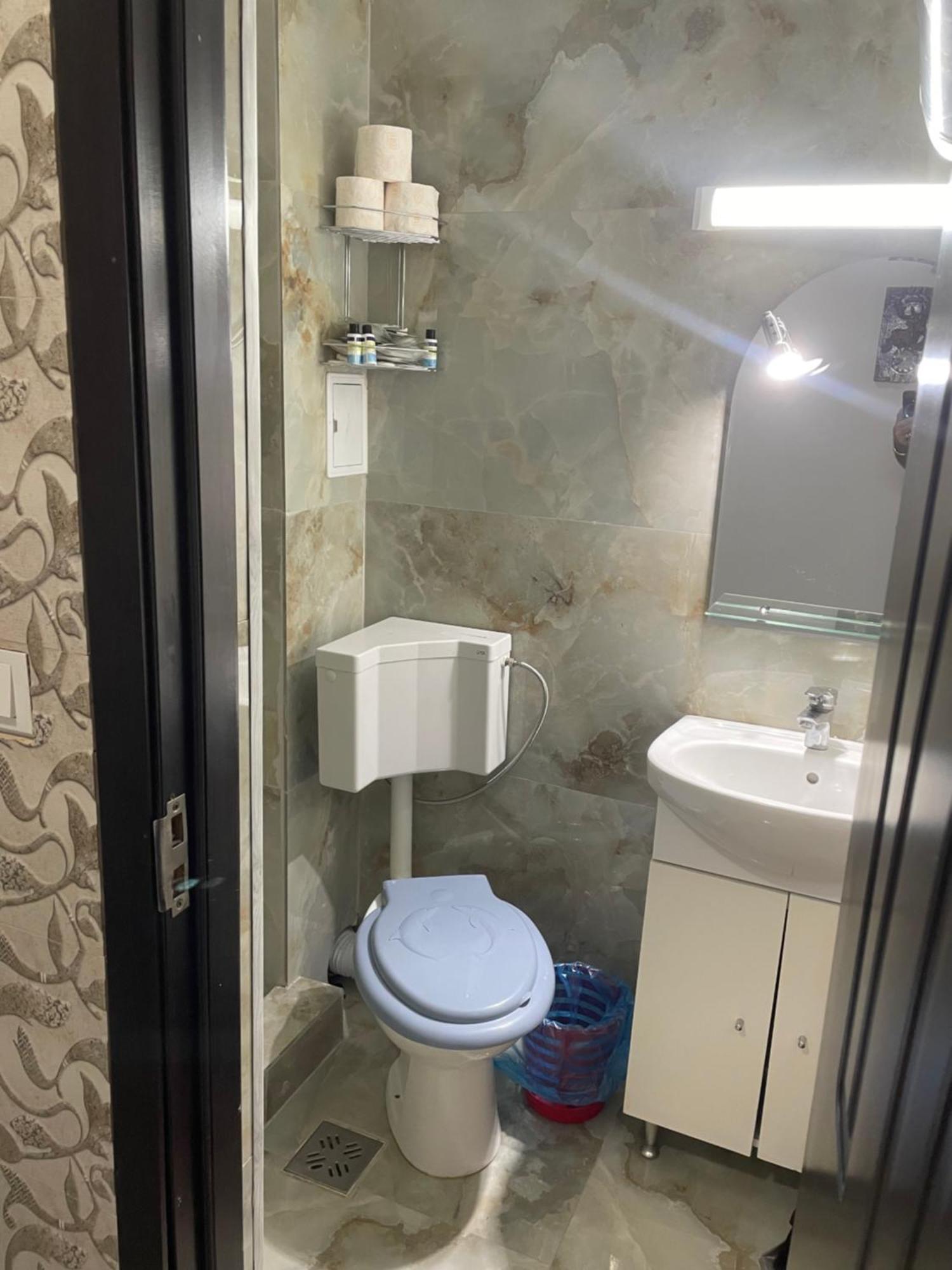 Luxury Beta Apartment มันกาเลีย ภายนอก รูปภาพ